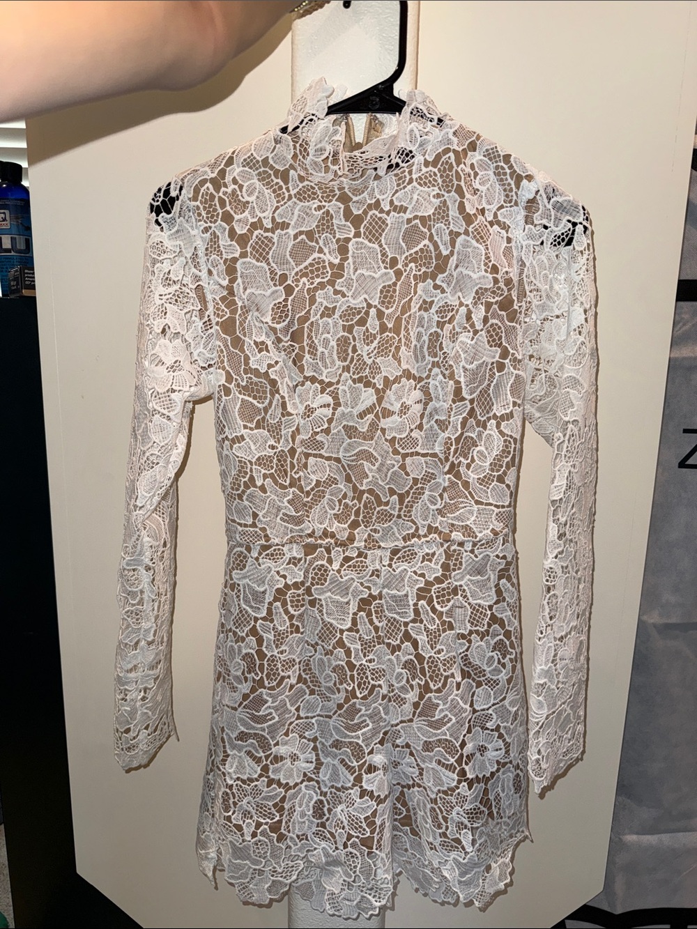 Vici White Floral Lace Long Sleeve Mini Dress